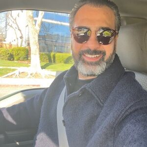 Meet your Posher, Sami